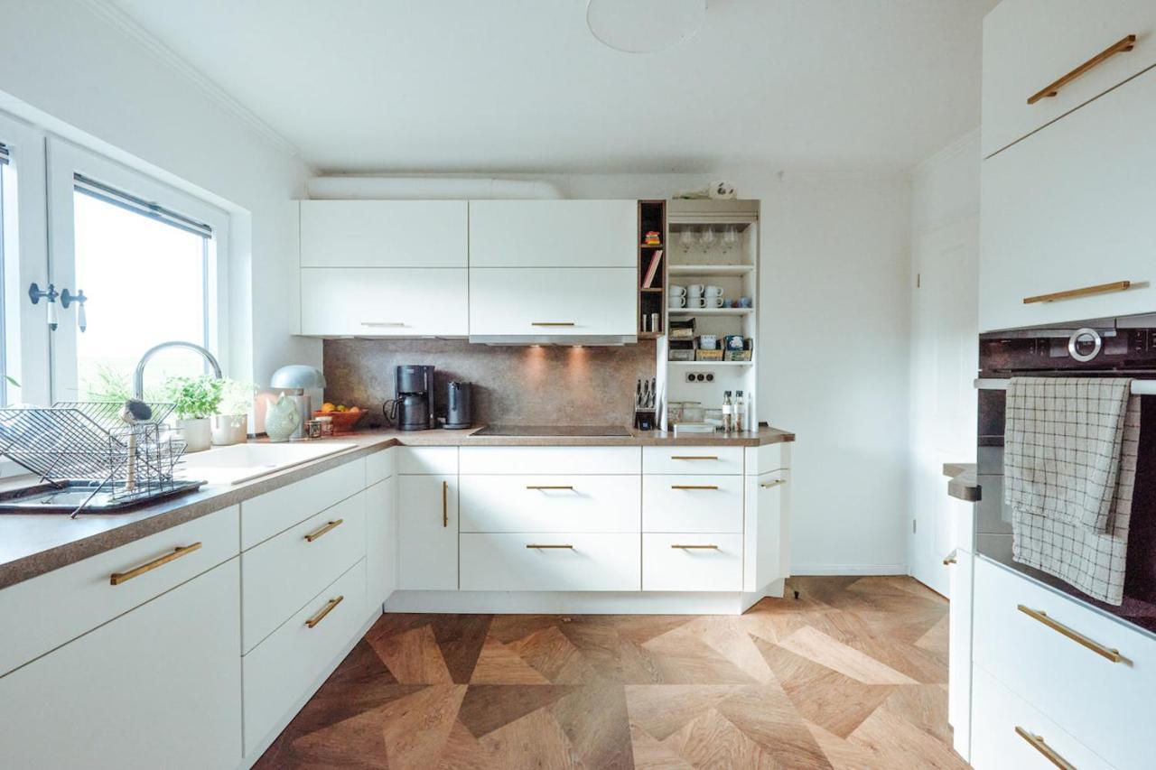 Wunderschoene Fewo Direkt Am Meer Mit Whirlpool & Sauna Nordstrand Luaran gambar